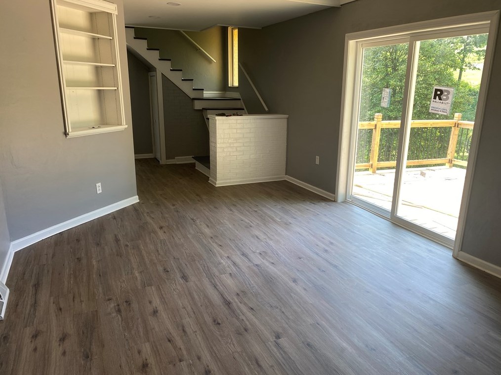 1191 Iris Dr, North Huntingdon PA 15642-4368 exterior