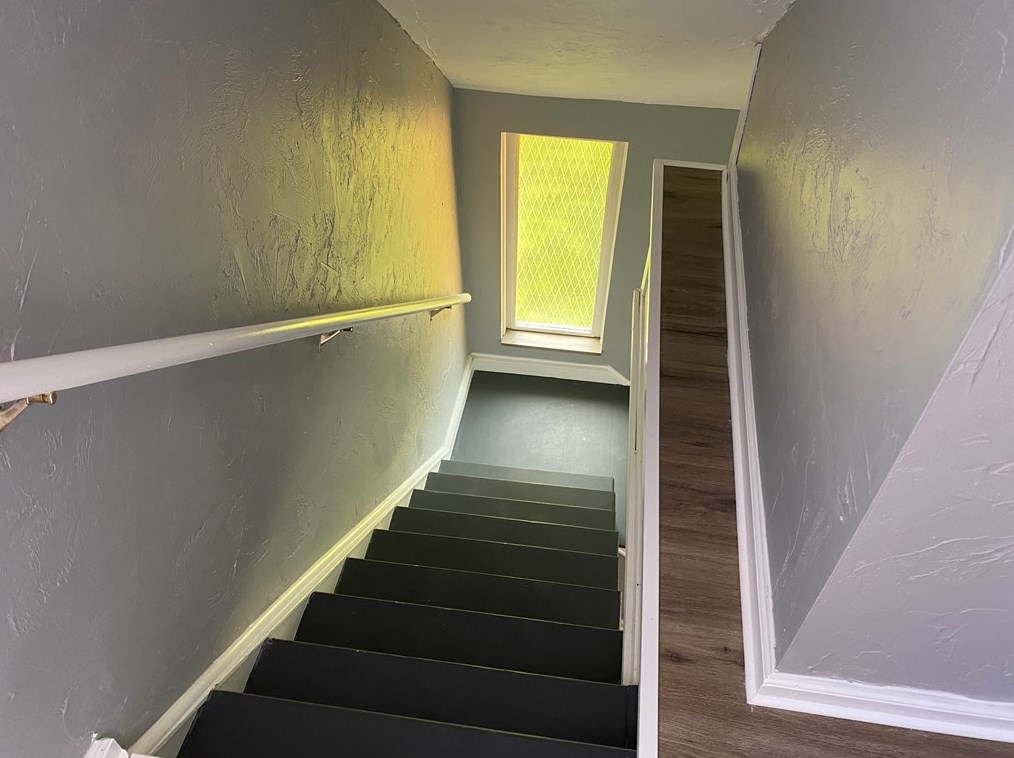 1191 Iris Dr, North Huntingdon PA 15642-4368 exterior