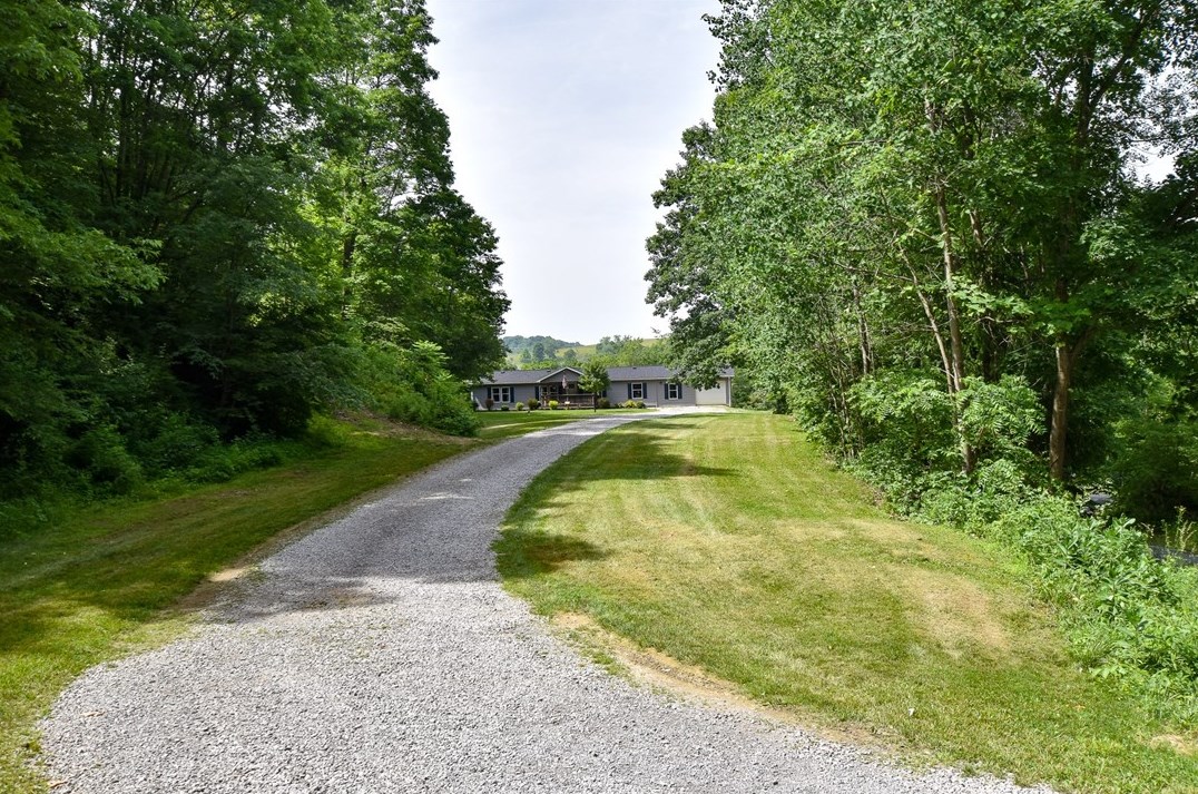 240 Stark Rd, Sarver, PA 16055-8919