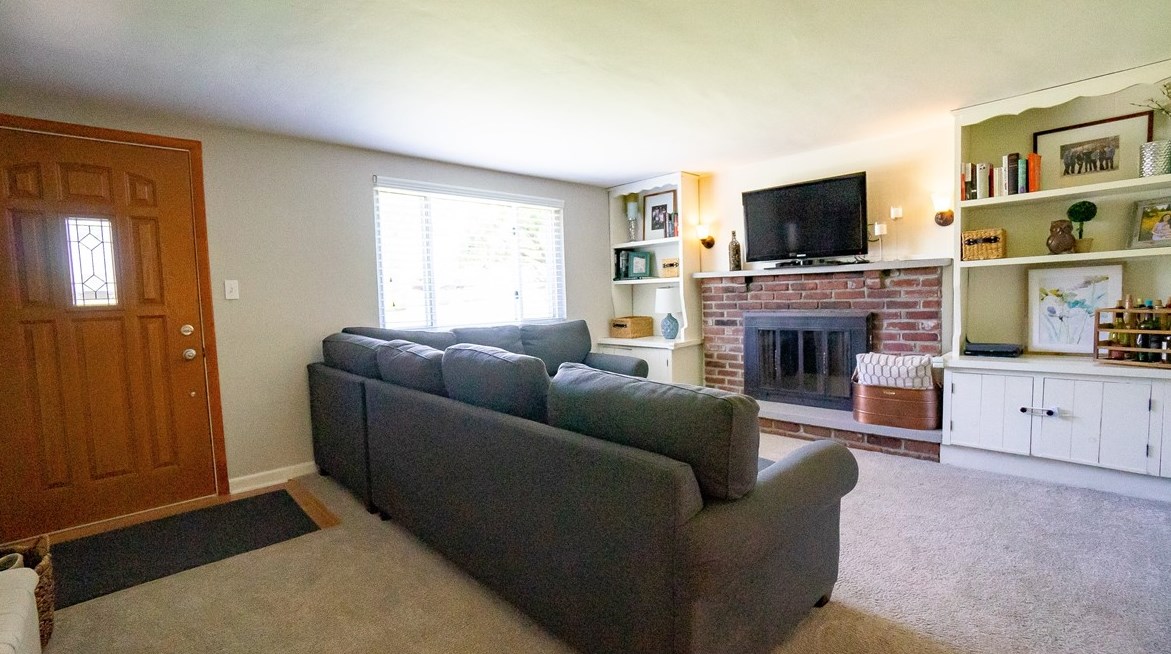 2860 Grandview Dr, Allison Park, PA 15101