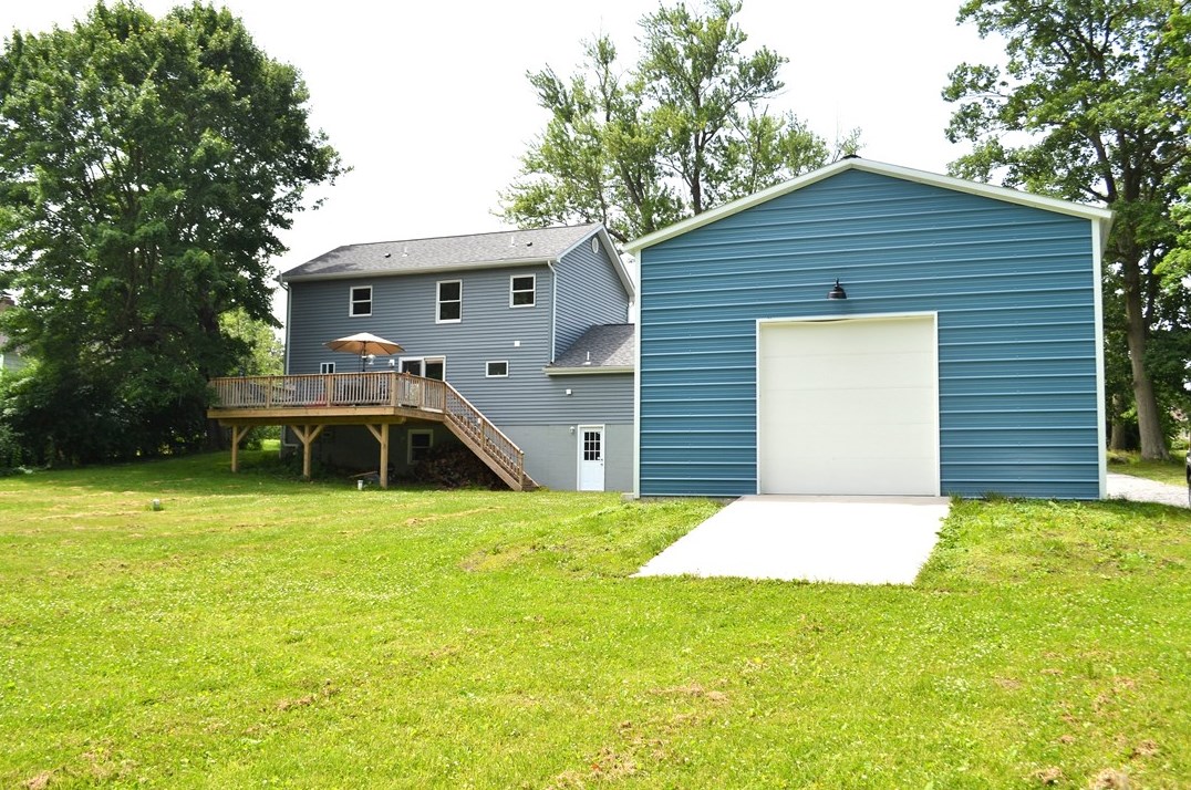 216 Rural Dr, Butler PA  16001-2523 exterior