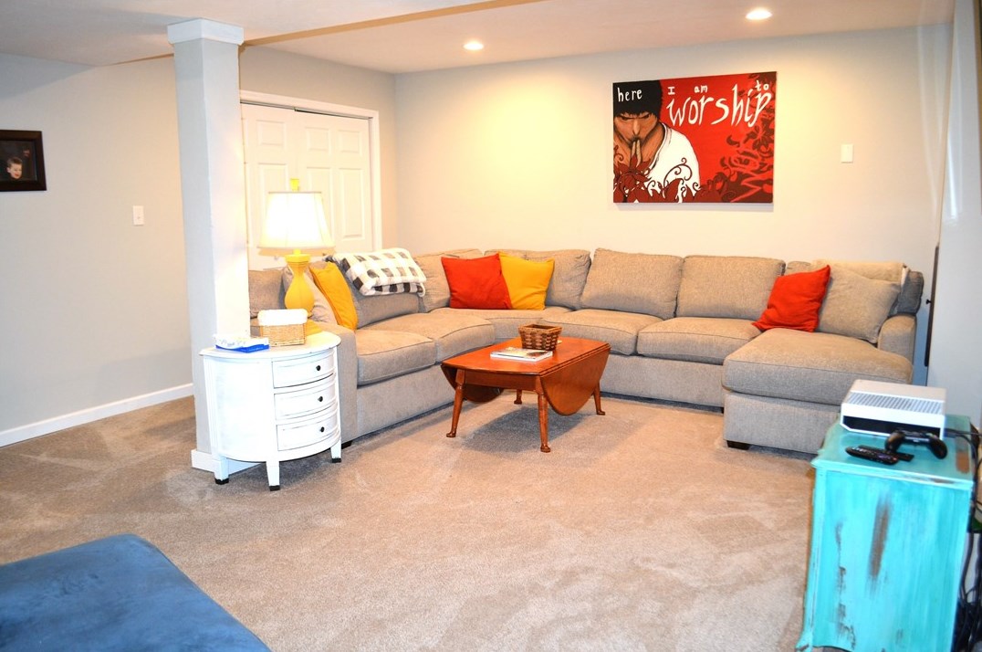 216 Rural Dr, Butler PA  16001-2523 exterior