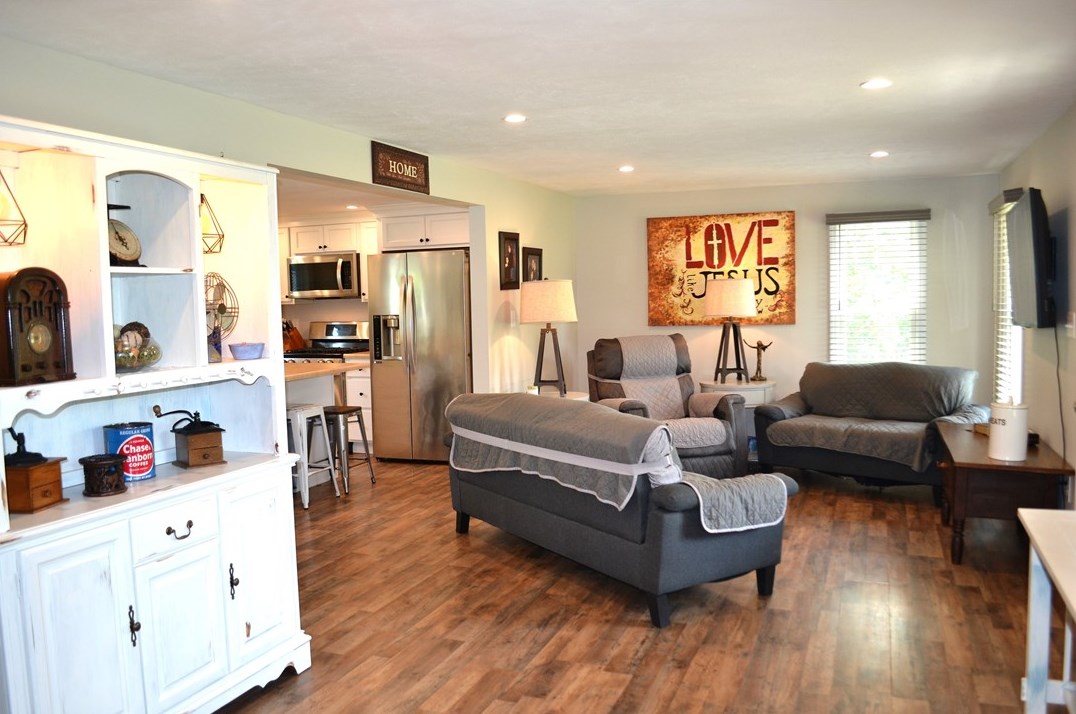 216 Rural Dr, Butler PA  16001-2523 exterior