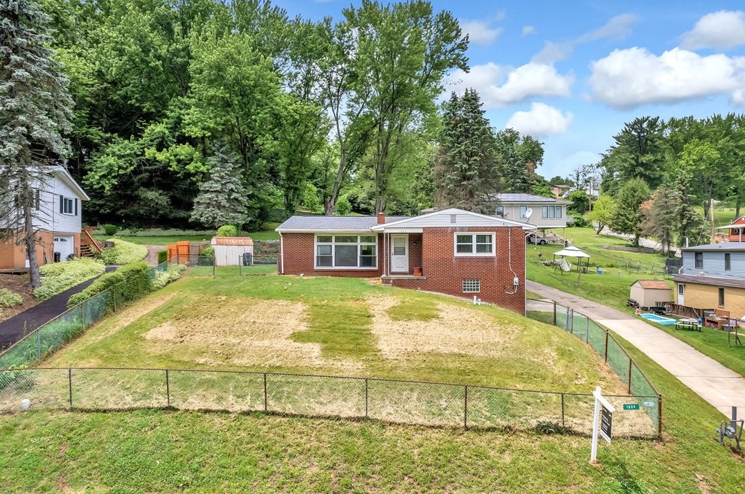 1834 Wildlife Lodge, New Kensington, PA 15068
