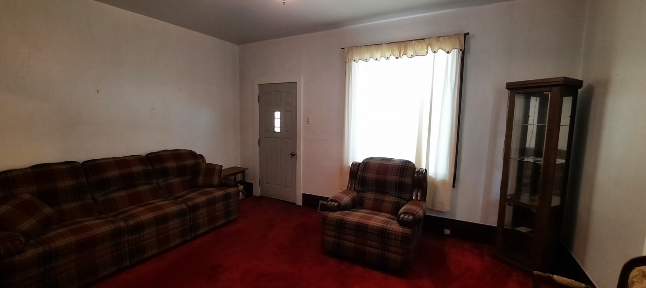 432 E Lincoln Ave, Mc Donald, PA 15057