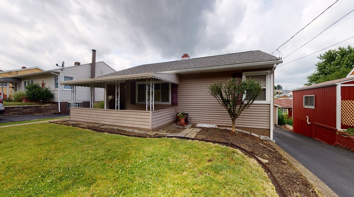 1117 Woodland, McKeesport, PA 15133