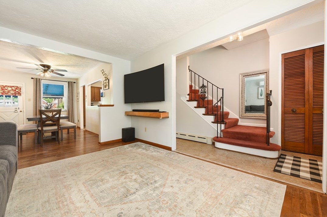 113 Cavitt Ave, Trafford, PA 15085