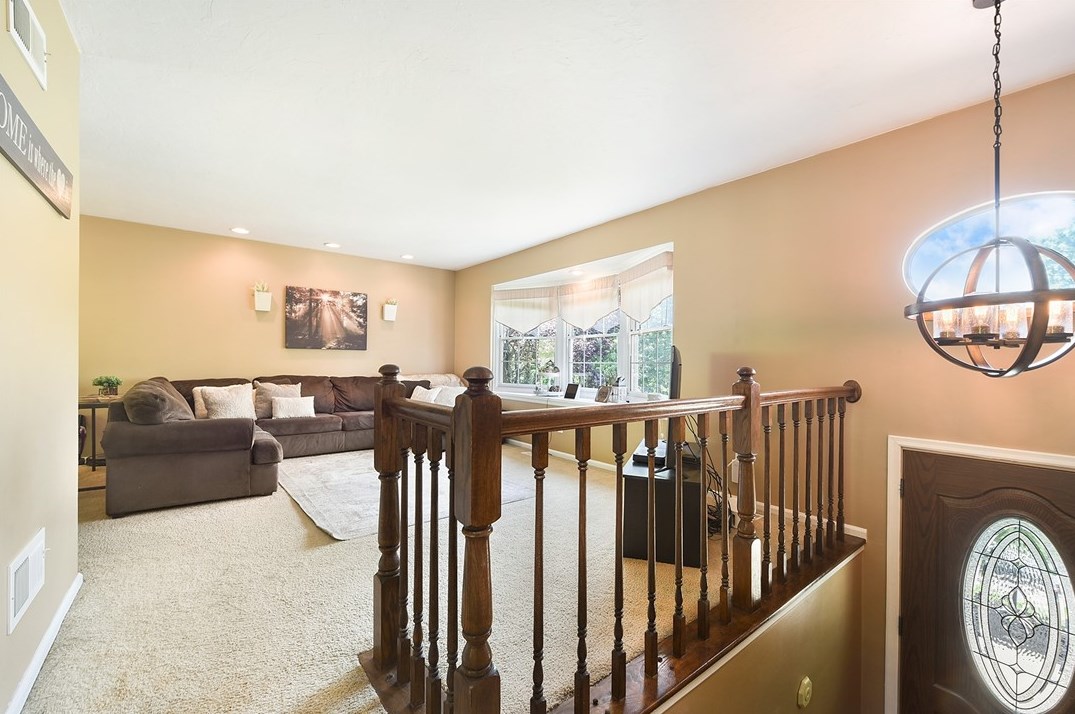 12 Smith Pl North, Canonsburg, PA 15317