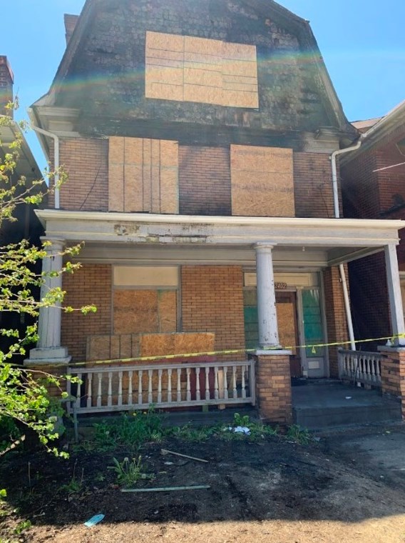 2402 Woodstock Ave, Pittsburgh, PA 15218