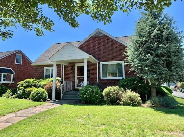1026 Union Ave, Brackenridge, PA 15014