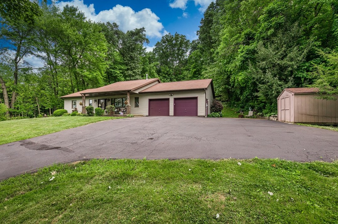 119 Dodds Rd, Butler, PA 16002-0471