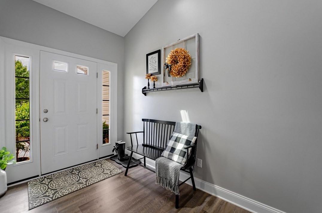 104 Spring Blossom Cir, Beaver Falls, PA 15010