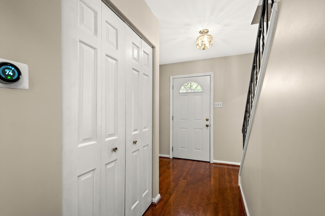 1106 Rial Dr, Bethel Park, PA 15102-3146