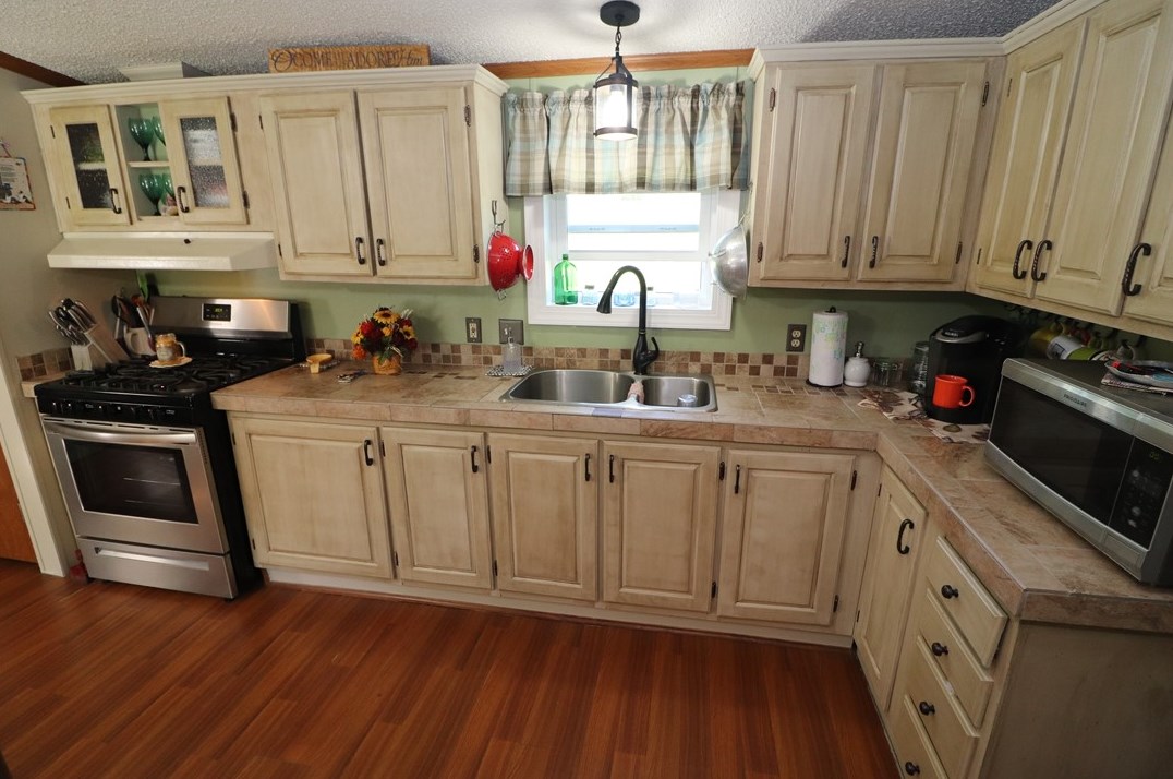 105 Helt Ln, Butler PA 16001-9753 exterior