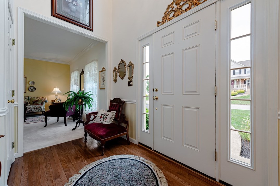 315 Gaelic Dr, Greensburg, PA 15601-8814