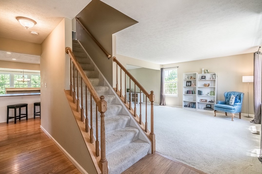 561 Holly Ct, Seven Fields, PA 16046-3927