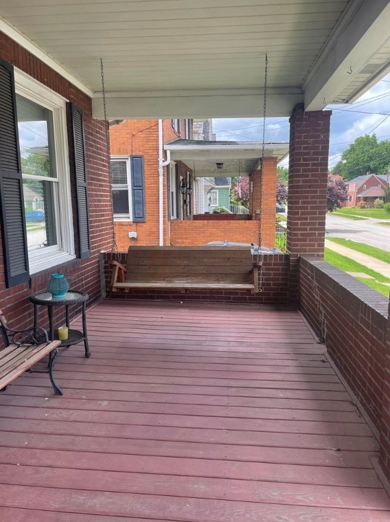 37 Evergreen Ter, Oliphant Furnace, PA 15401-5517