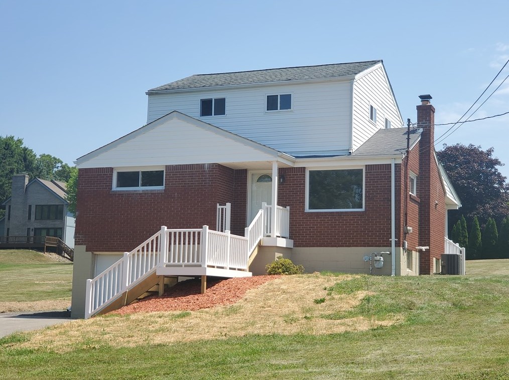 206 Oak Dr, Kittanning, PA 16201