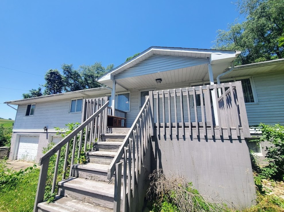 11 Fort Cherry Rd, Mc Donald, PA 15057