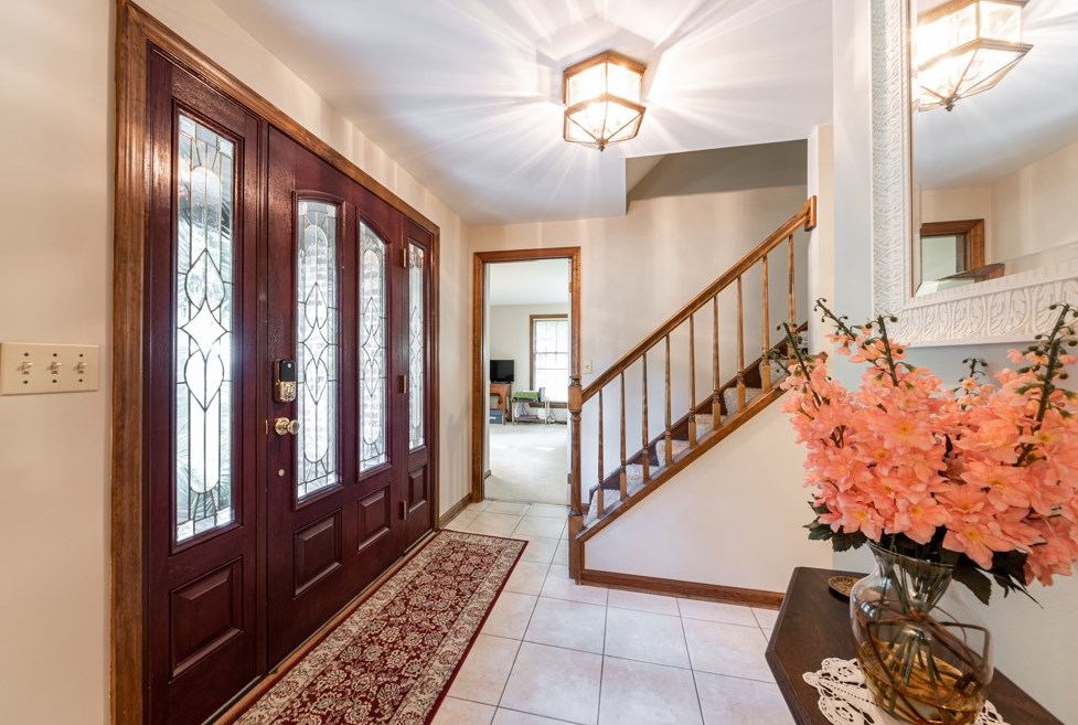 1945 Lake Marshall Dr, Gibsonia, PA 15044