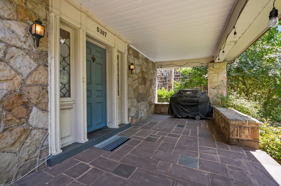 5387 Northumberland St, Pittsburgh, PA 15217