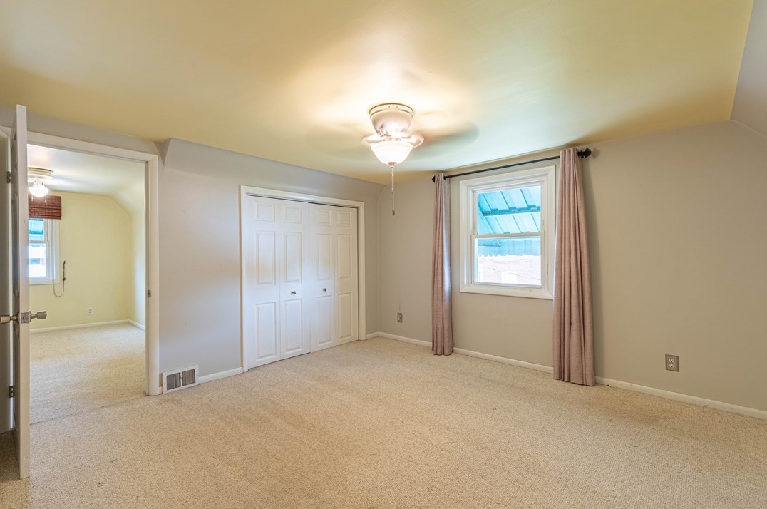 729 Franklin St, Washington PA 15301-3987 exterior