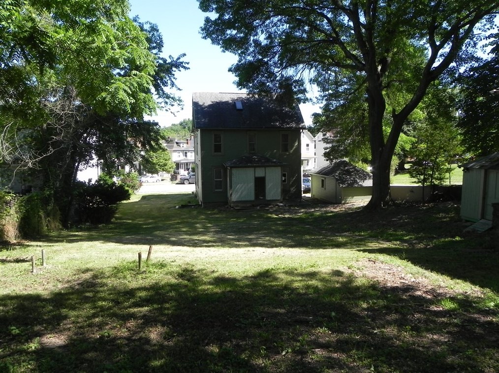 375 Beau St, Washington PA  15301-3639 exterior