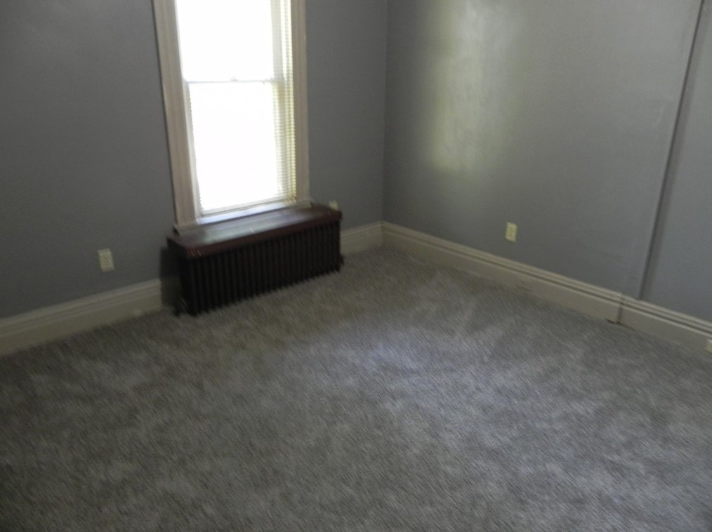 375 Beau St, Washington PA  15301-3639 exterior