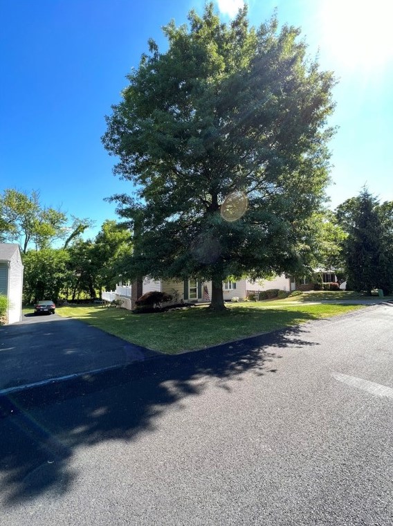 229 Partridge Dr, Greensburg, PA 15601