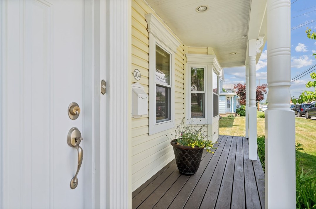 704 4th St, Verona, PA 15147