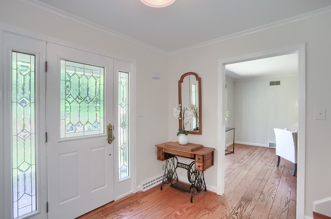 610 Dick Rd, Butler, PA 16001