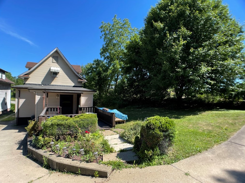 173 Wylie Ave, Washington, PA 15301-2050