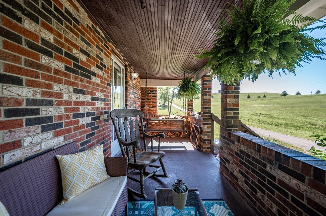 153 Levis Rd, Portersville, PA 16051