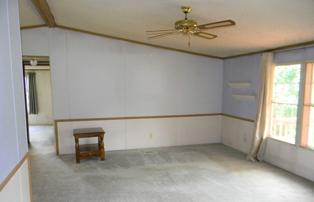151 S Lincoln St, Homer City, PA 15748