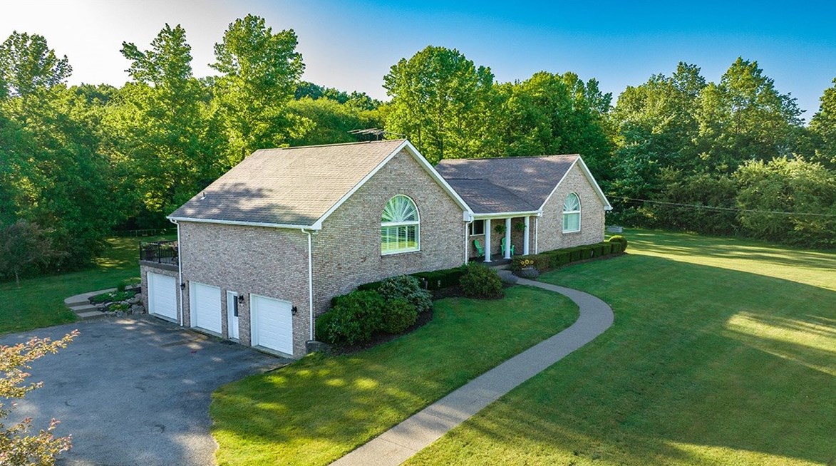 2125 Prospect Rd, Prospect, PA 16052