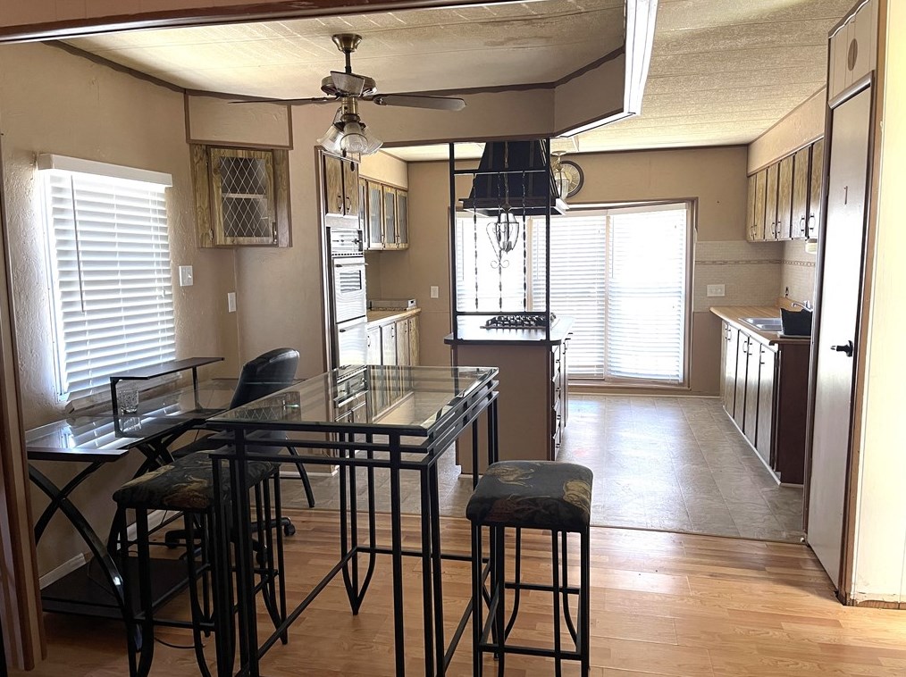 12 Concord Cir, Freedom PA  15042-2206 exterior