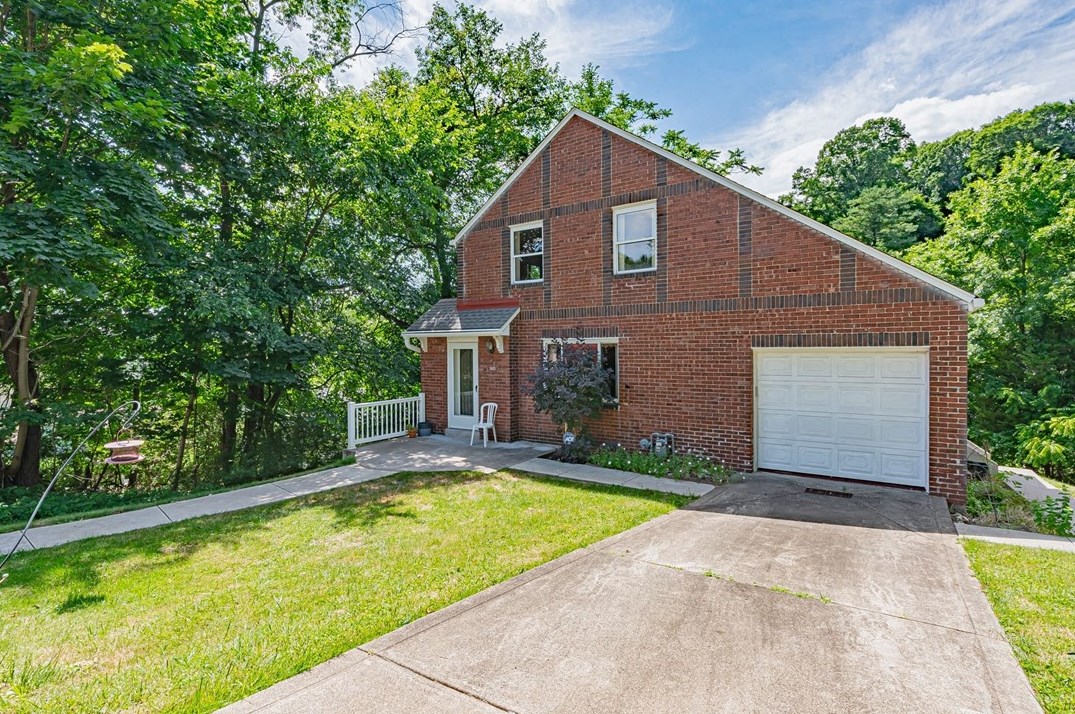 3403 Quay St, McKeesport, PA 15131