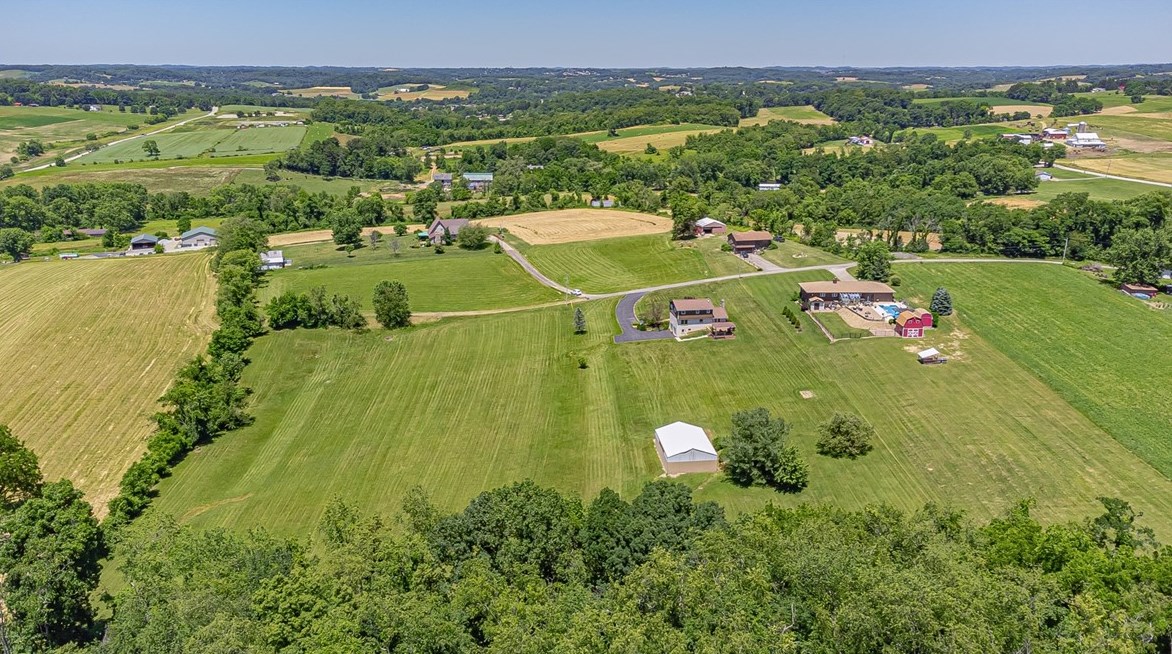 99 Sever, West Newton, PA 15089