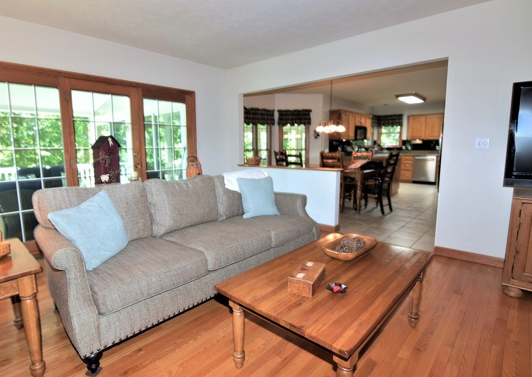 2805 Manor Oak Ln, Gibsonia, PA 15044