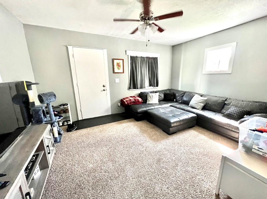 55 Rosedale Ave, Greenville, PA 16125