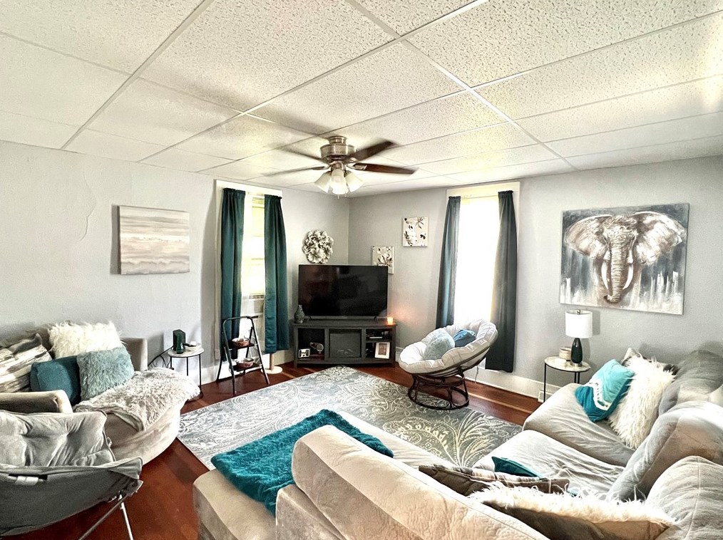 104 E Clayton St, New Castle, PA 16102