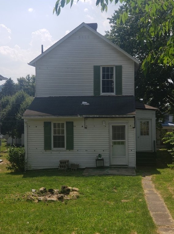 220 N Brady St, Blairsville, PA 15717