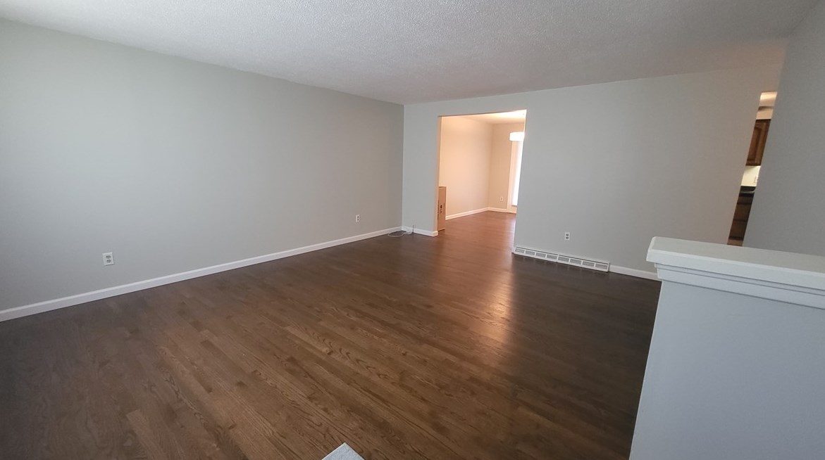1440 Balsam Dr, Allison Park, PA 15101-3948