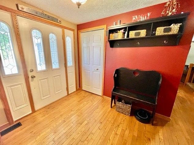 1423 N Ridge Dr, North Apollo, PA 15673