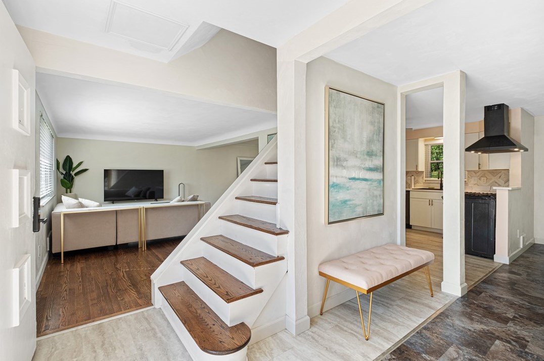 2473 Summit St, Bethel Park, PA 15102