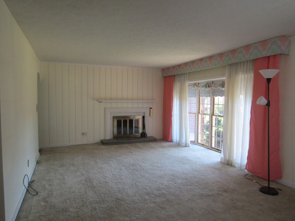 13 Orchard Ln, Oliphant Furnace, PA 15401