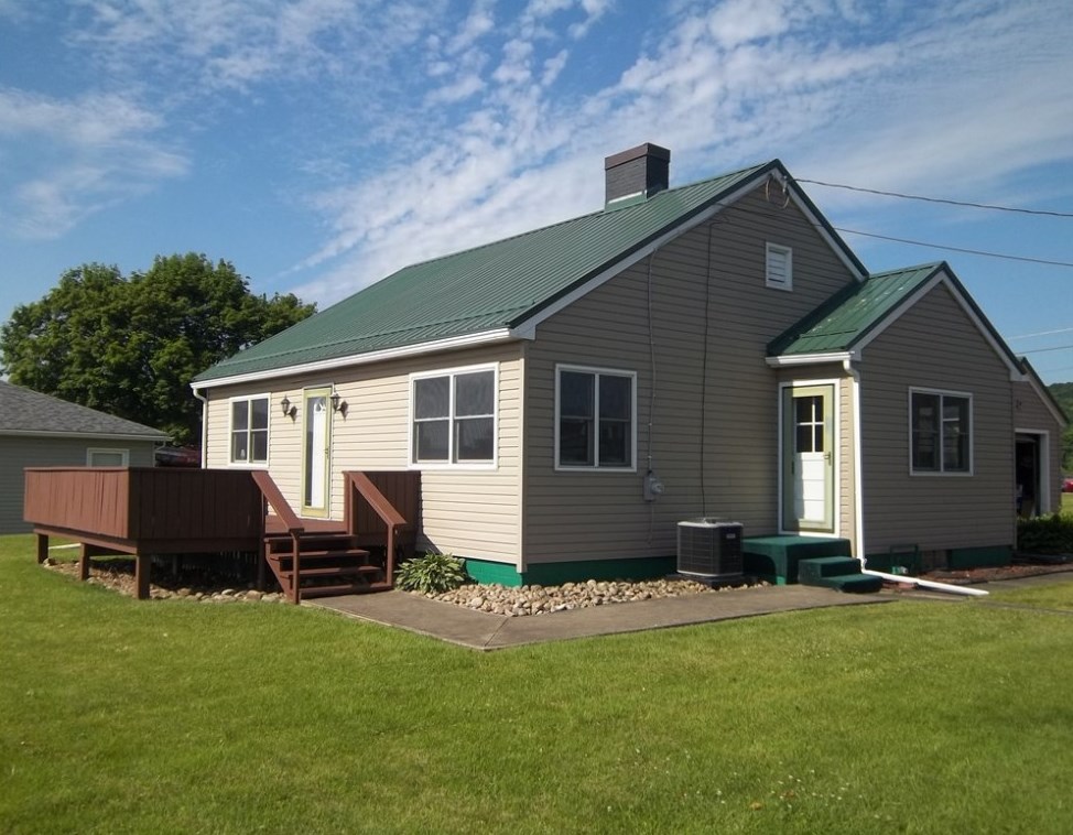 404 1st Ave, Kittanning, PA 16201