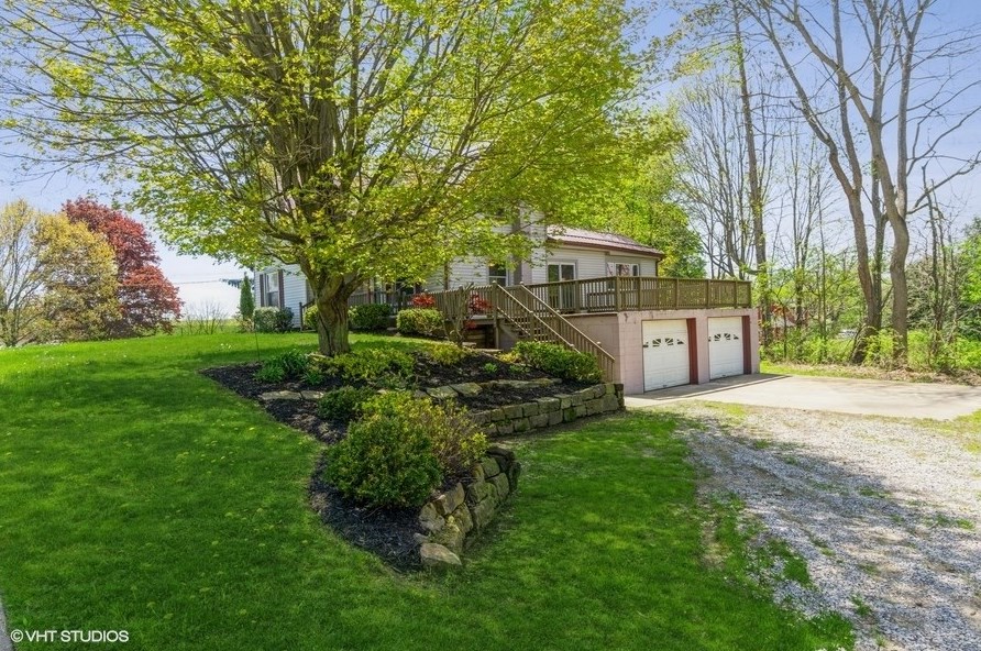 607 Depot St, Westford, PA 16134-9104