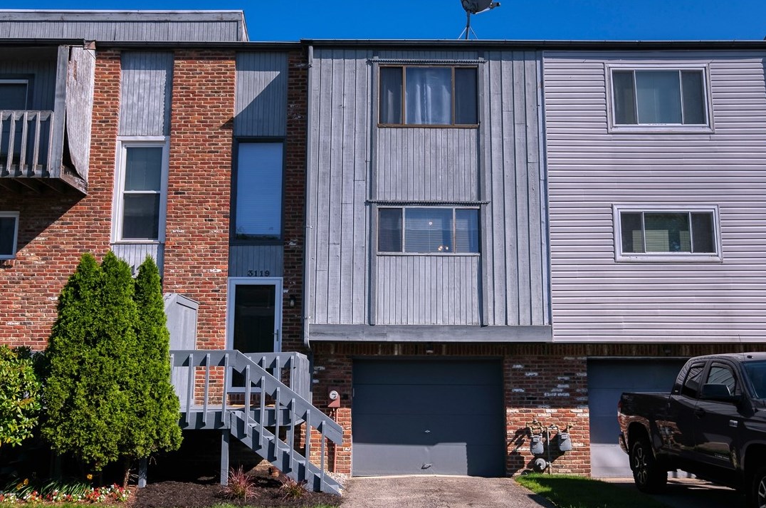 3119 Camberly Dr, Gibsonia, PA 15044