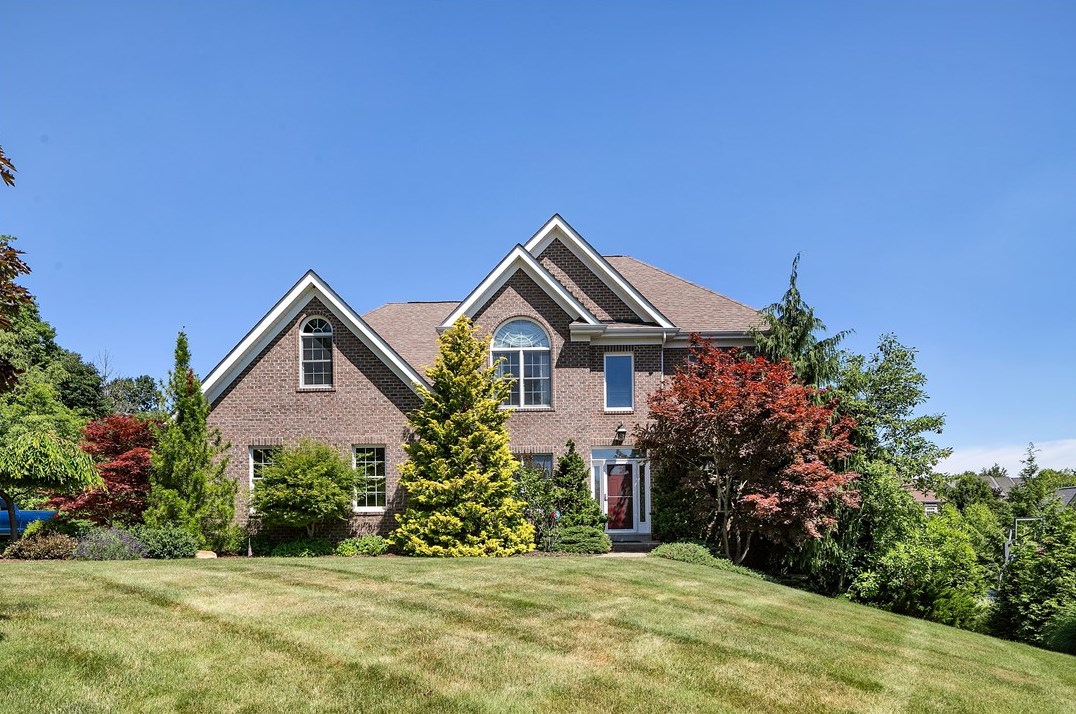 129 Breezewood Dr, Venetia, PA 15367-1368